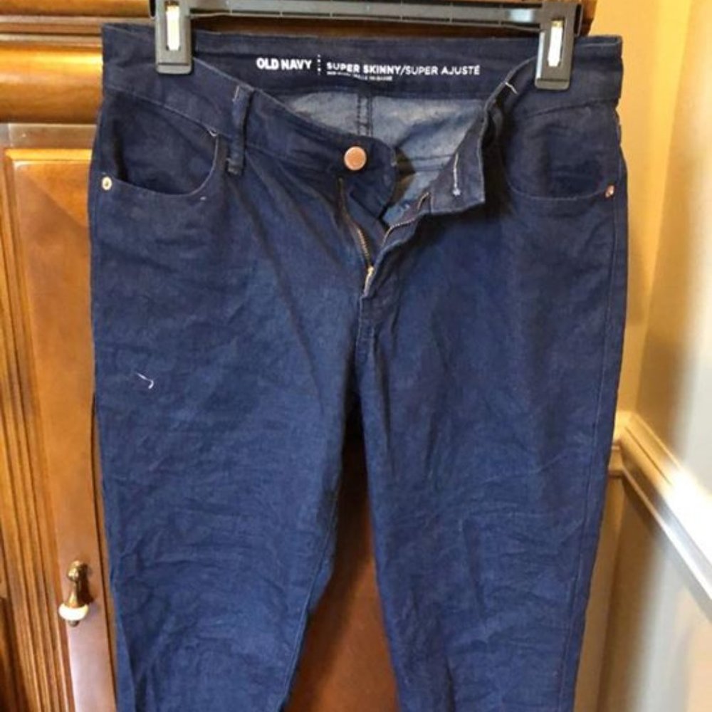 Jeans. Never worn